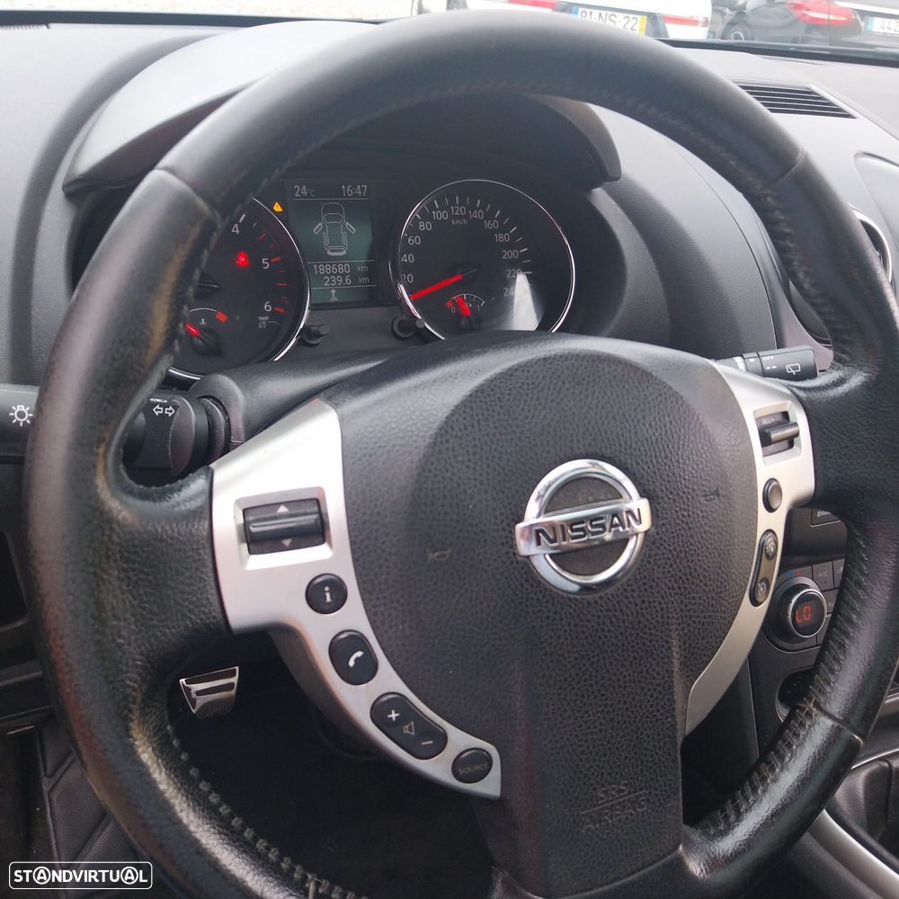 Nissan Qashqai +2 1.6 dCi Tekna Premium 18 - 27