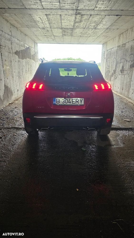 Peugeot 2008 1.2 L PureTech STT GT Line - 2