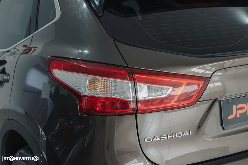 Nissan Qashqai 1.5 dCi N-Connecta - 7