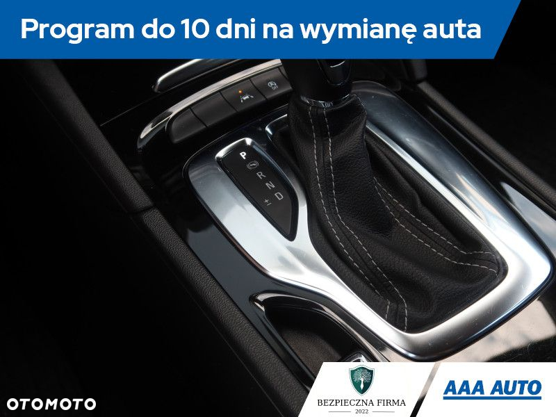 Opel Insignia - 19