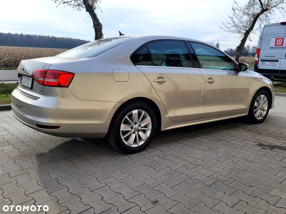Volkswagen Jetta 2.0 TDI DPF BMT Highline - 5