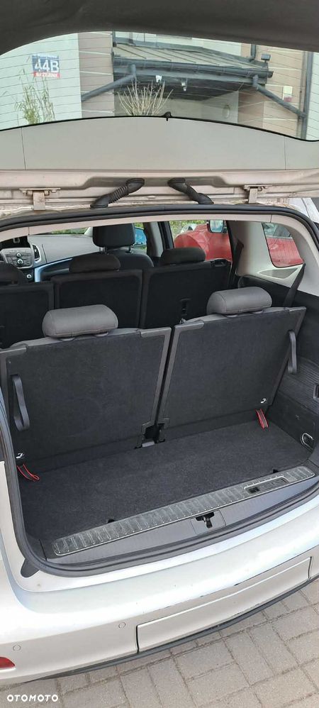 Opel Zafira - 6