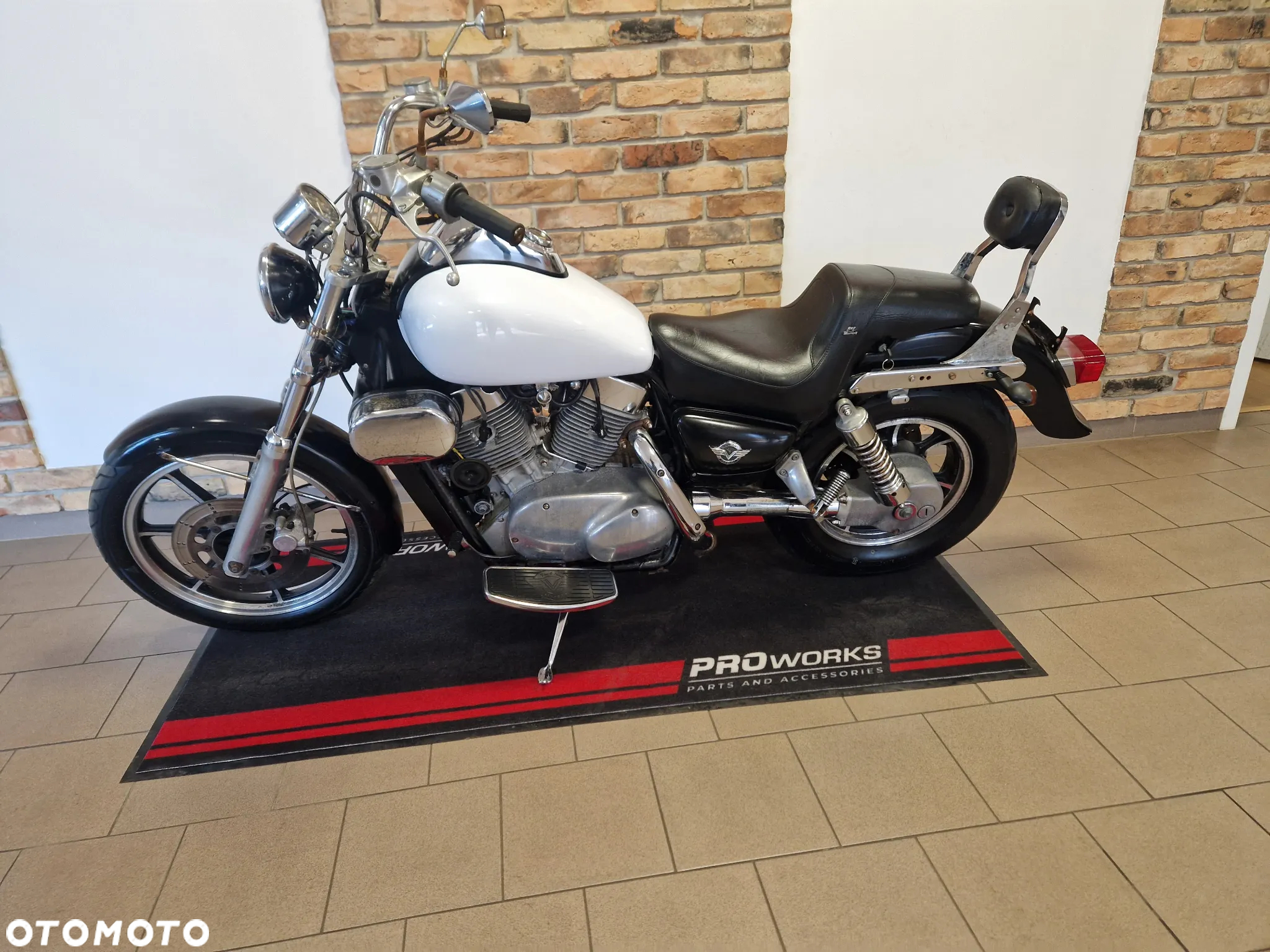 Kawasaki VN - 4