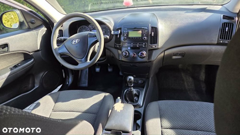 Hyundai i30 1.4 Comfort - 14