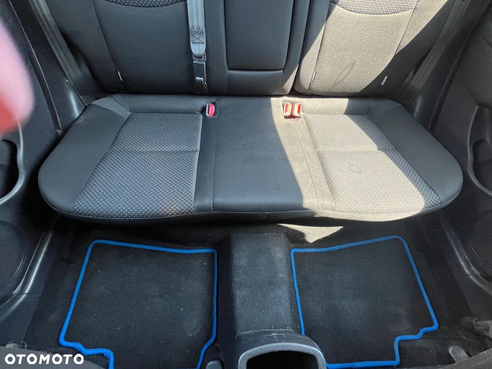 Hyundai i30 - 12