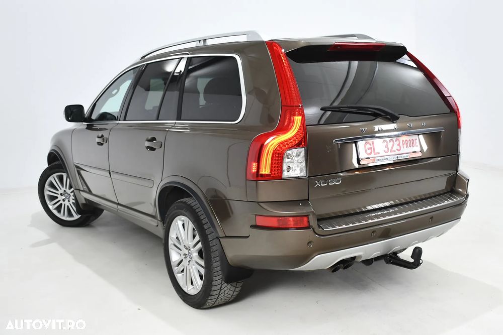 Volvo XC 90 D5 AWD Geartonic Summum - 6