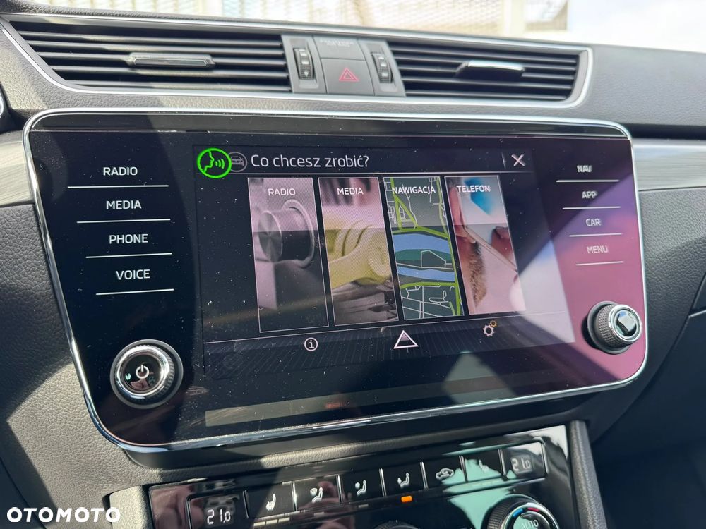 Skoda Superb 2.0 TDI SCR Style DSG - 20