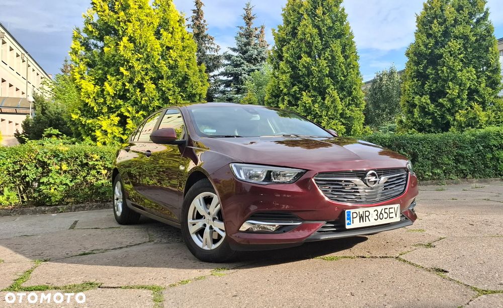 Opel Insignia - 1