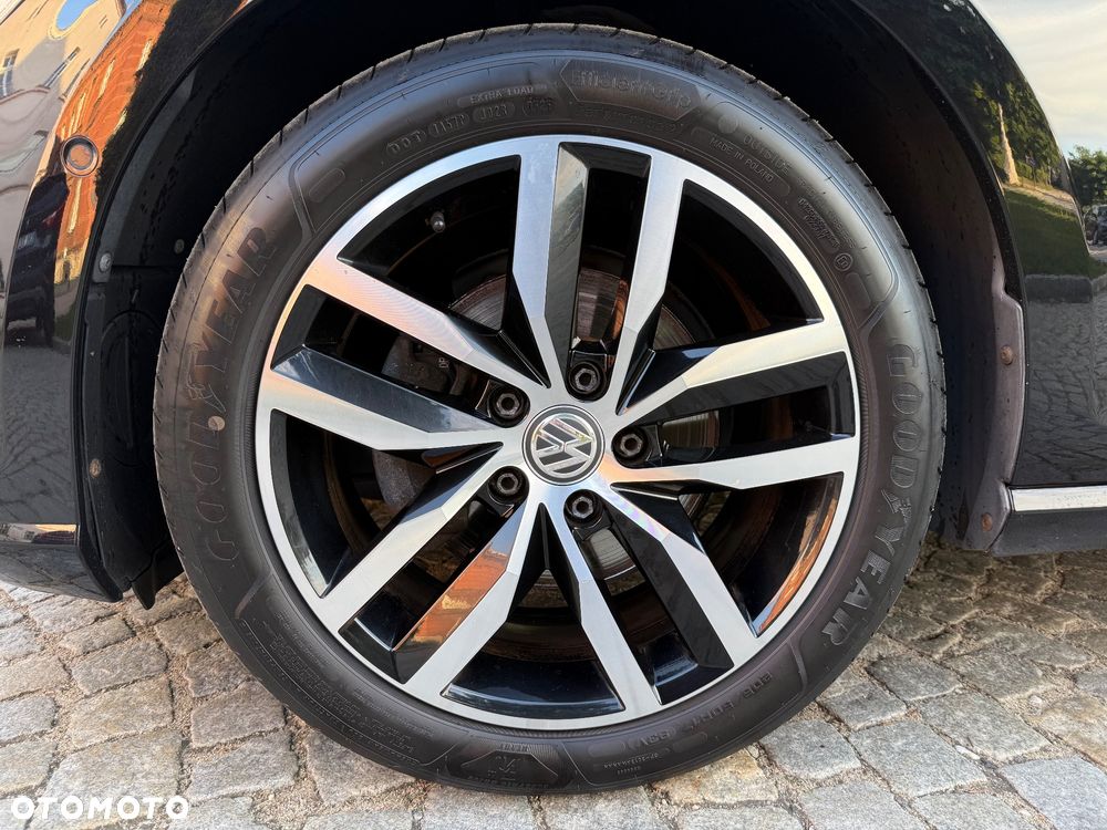 Volkswagen Golf 1.6 TDI SCR DSG IQ.DRIVE - 3