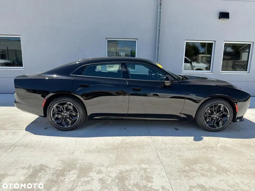 Dodge Charger - 4