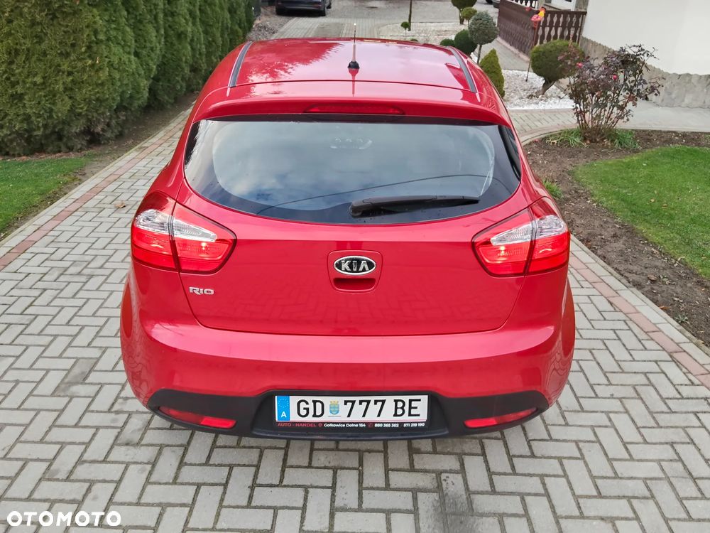 Kia Rio 1.2 Attract - 14