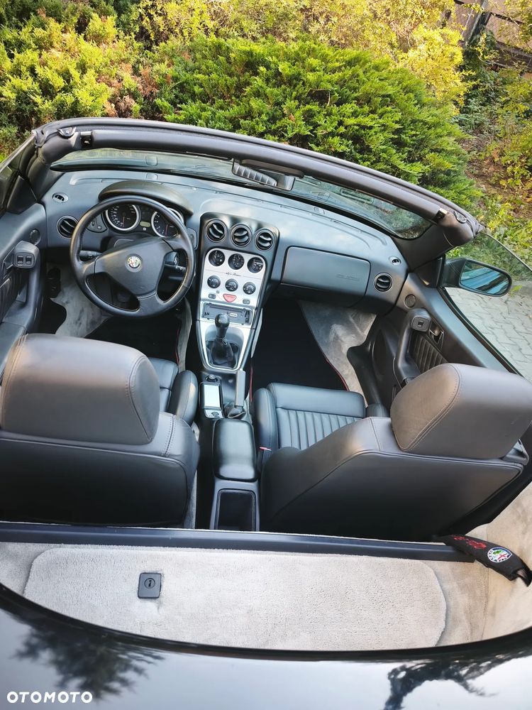 Alfa Romeo Spider - 14