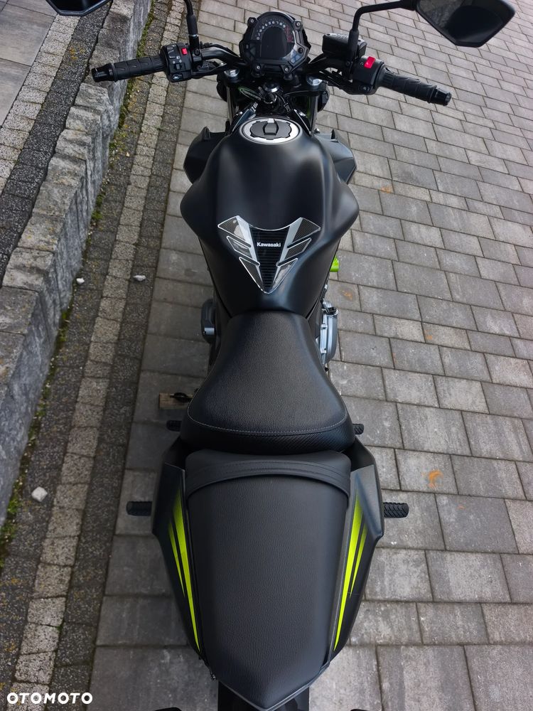 Kawasaki Z 650 - 21