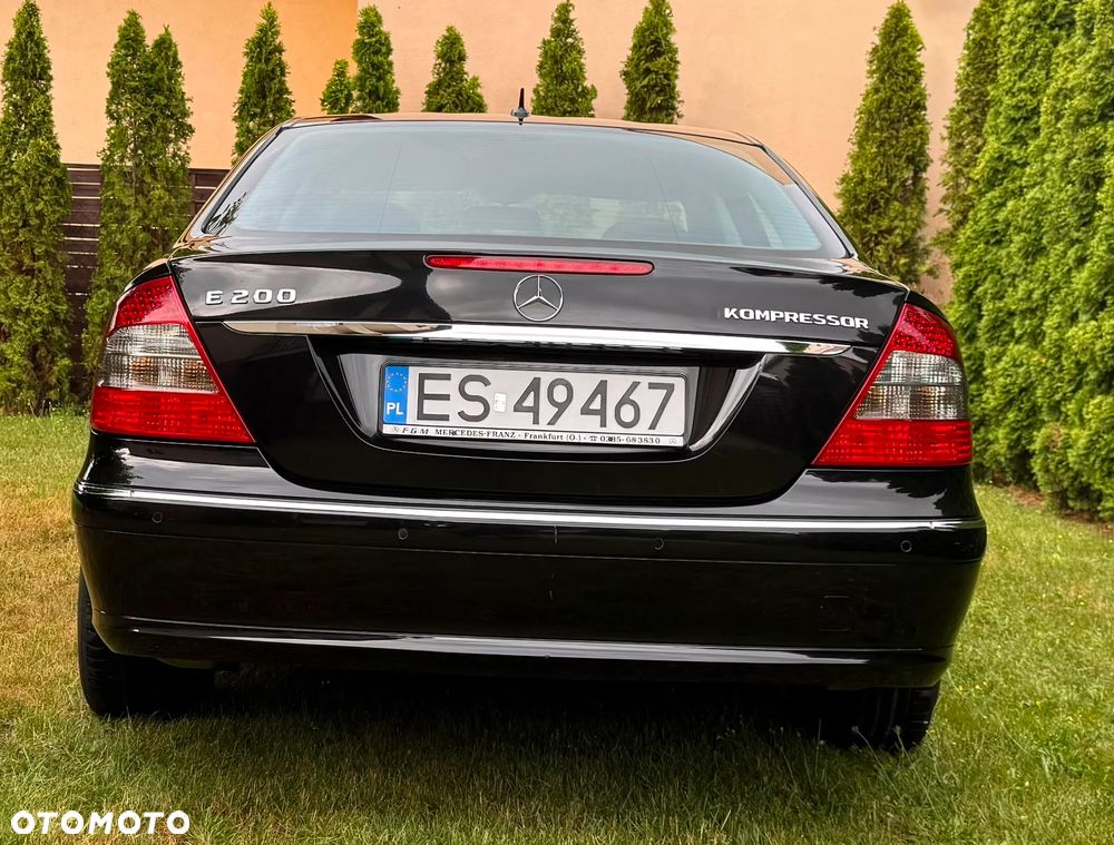 Mercedes-Benz Klasa E - 9