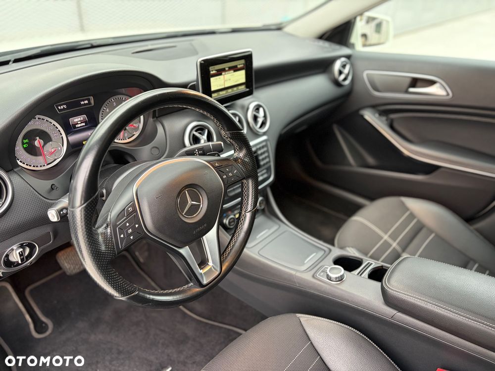 Mercedes-Benz Klasa A 180 7G-DCT Urban - 11
