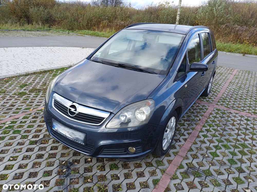 Opel Zafira 1.6 Cosmo - 1