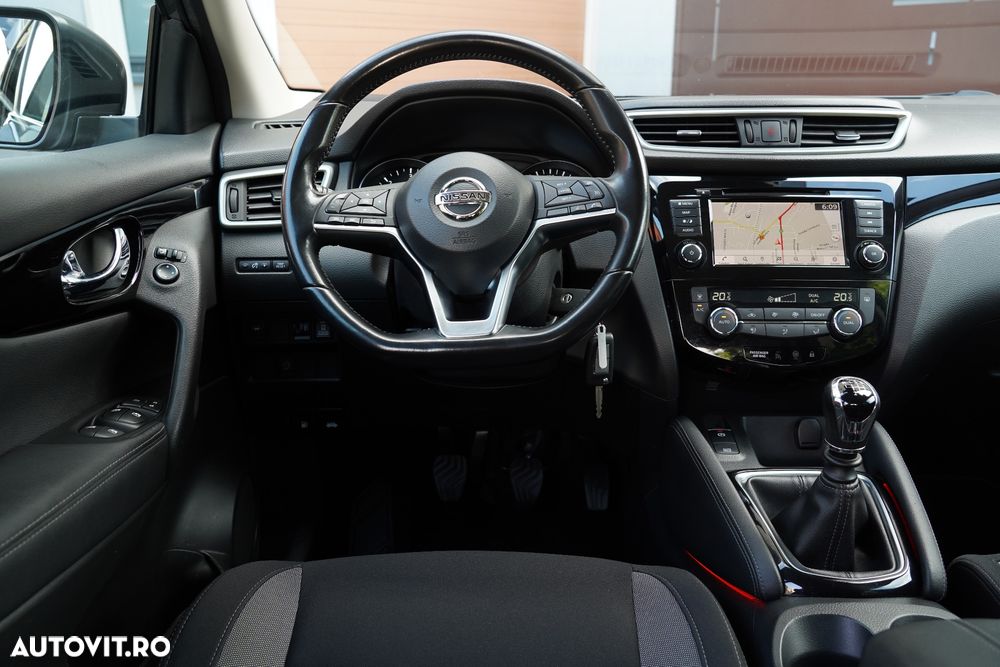 Nissan Qashqai - 10