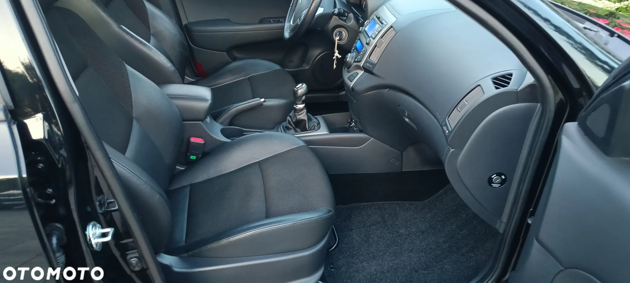 Hyundai i30 1.4 FIFA WM Edition - 12