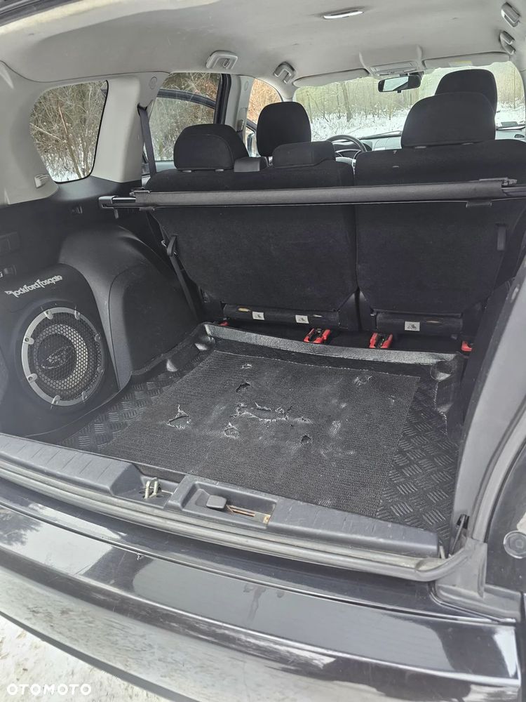 Mitsubishi Outlander 2.0 DID Intense + SE - 13