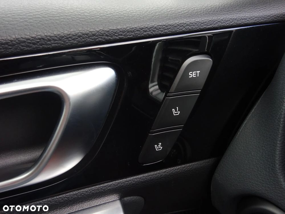 Kia ProCeed 1.6 T-GDI GT DCT - 19