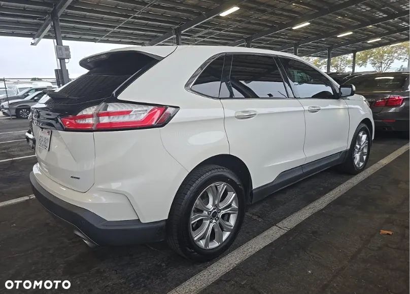 Ford Edge - 4
