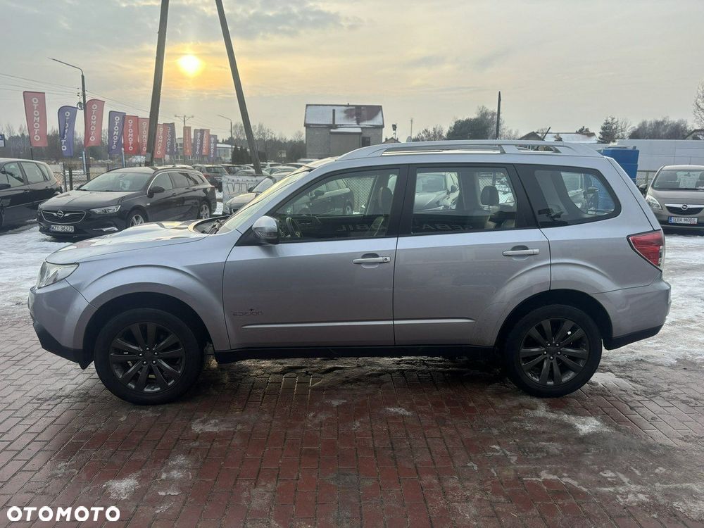 Subaru Forester 2.0 D Exclusive - 12