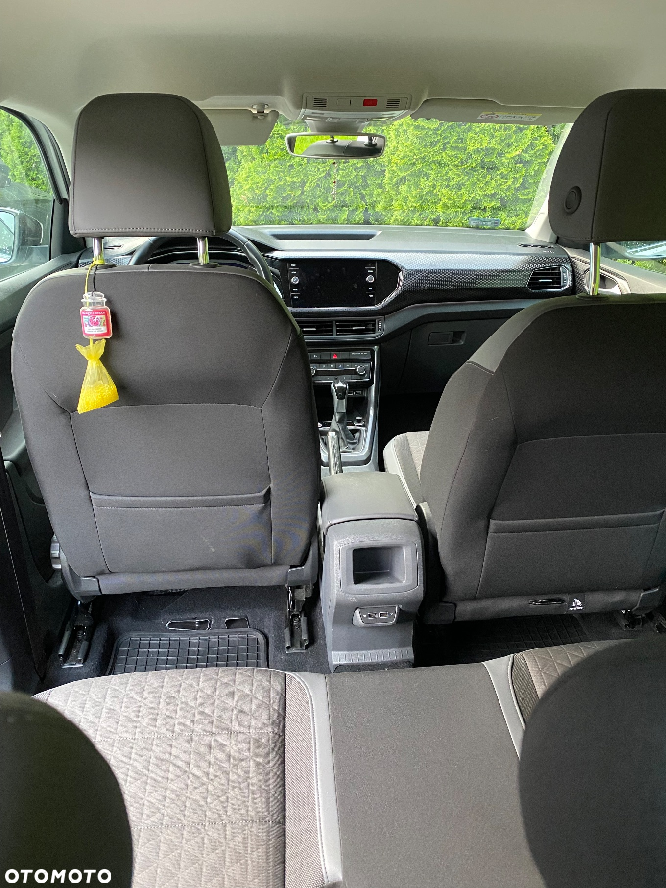 Volkswagen T-Cross - 8