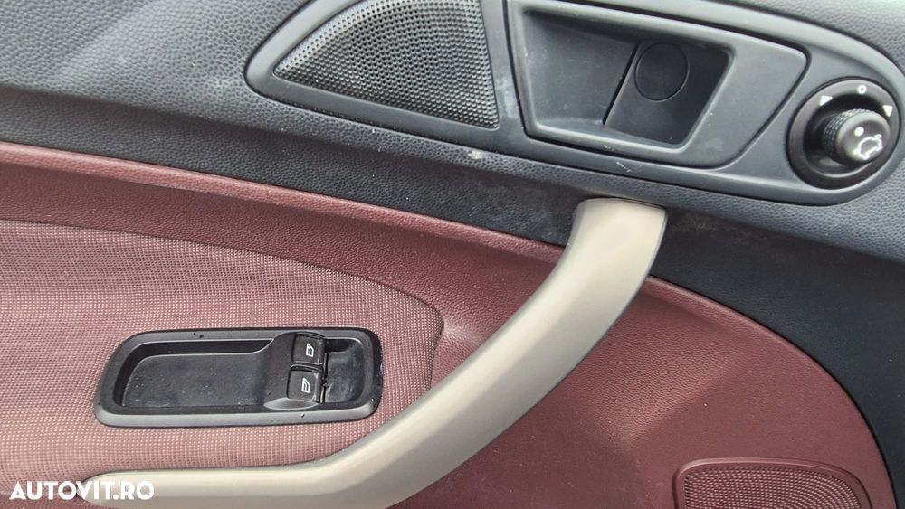 Ford Fiesta 1.25 Trend - 14