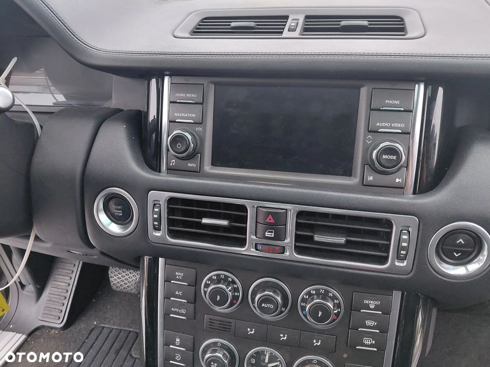Land Rover Range Rover - 11
