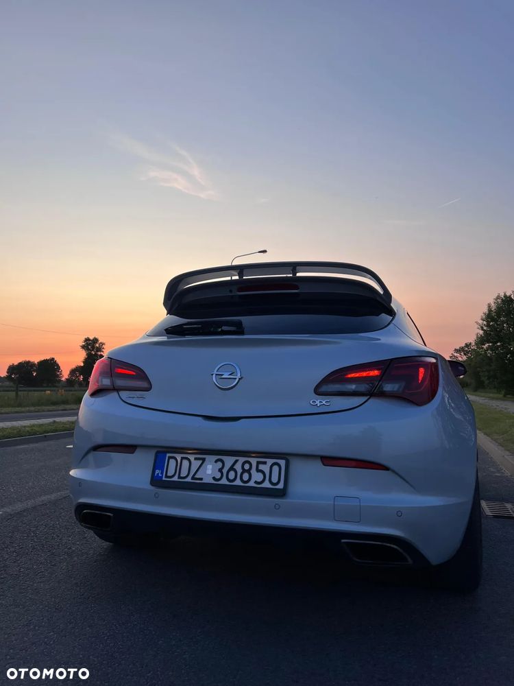 Opel Astra OPC Start/Stop - 4