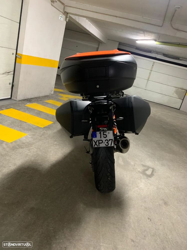 KTM Superduke 1290 SuperDuke GT - 5