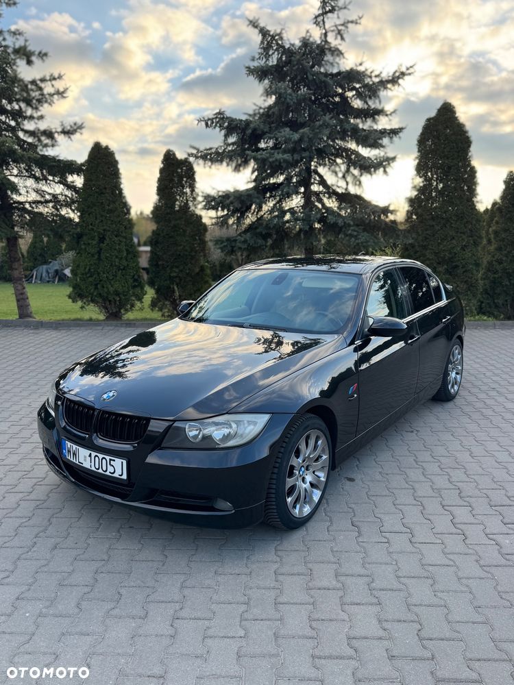BMW Seria 3 320i - 8