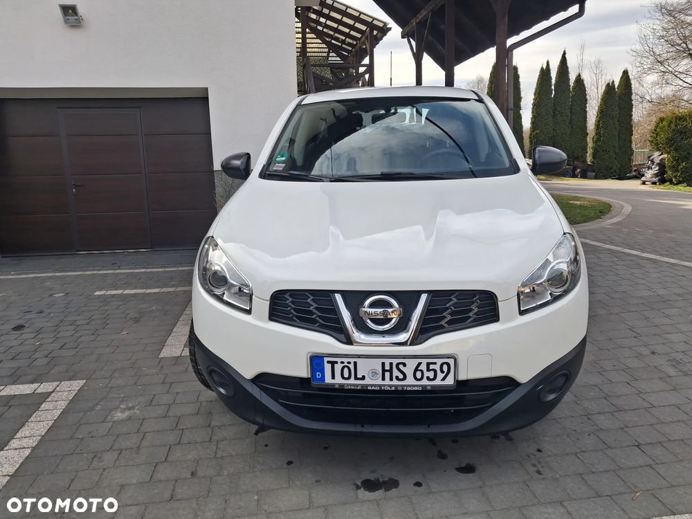 Nissan Qashqai - 2