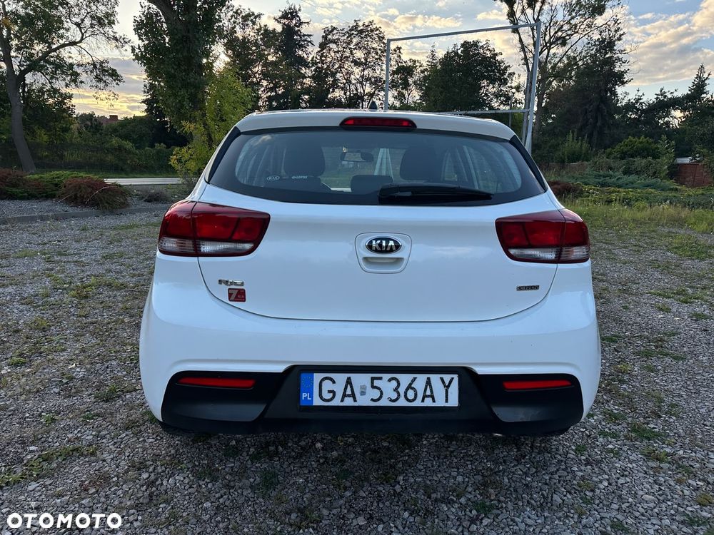 Kia Rio 1.4 crdi M - 6
