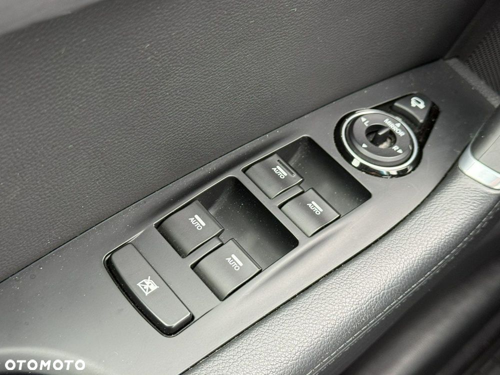 Hyundai i40 Kombi 1.7 CRDi Premium - 25