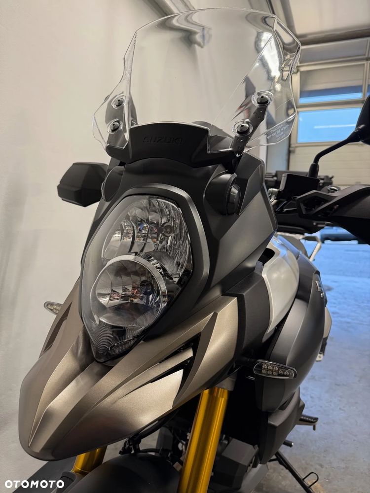 Suzuki V-STROM - 28