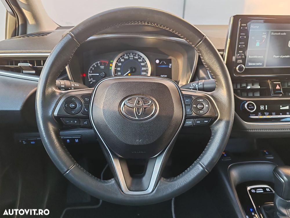 Toyota Corolla 1.8 HSD Business - 11