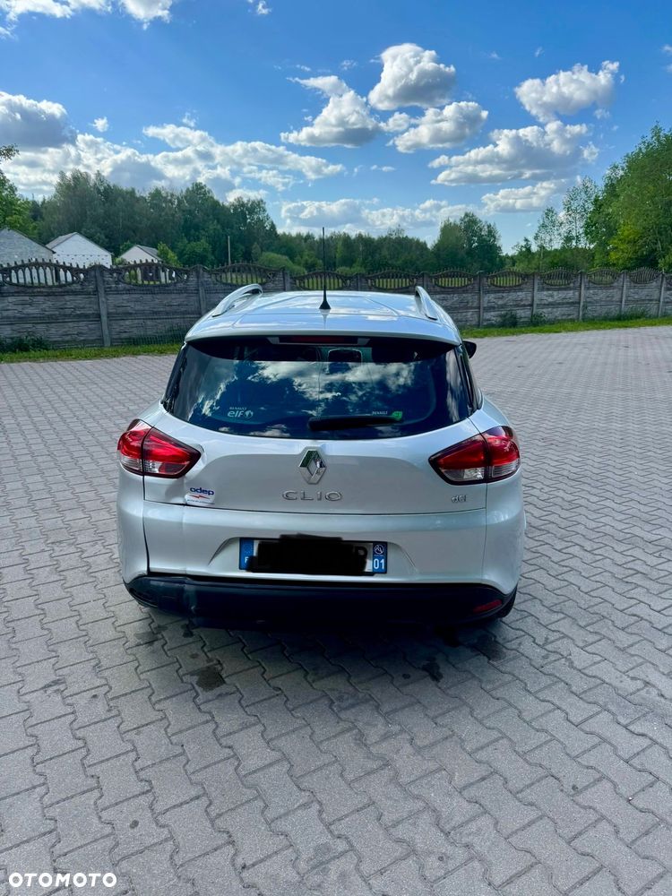 Renault Clio - 8