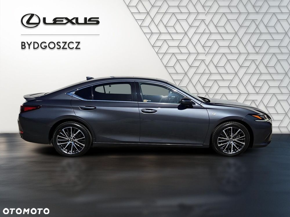 Lexus ES 300h F Sport Edition - 8