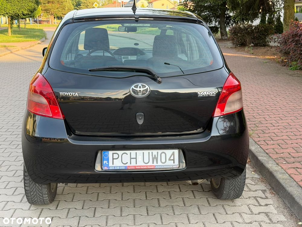 Toyota Yaris 1.3 VVT-i Executive - 8