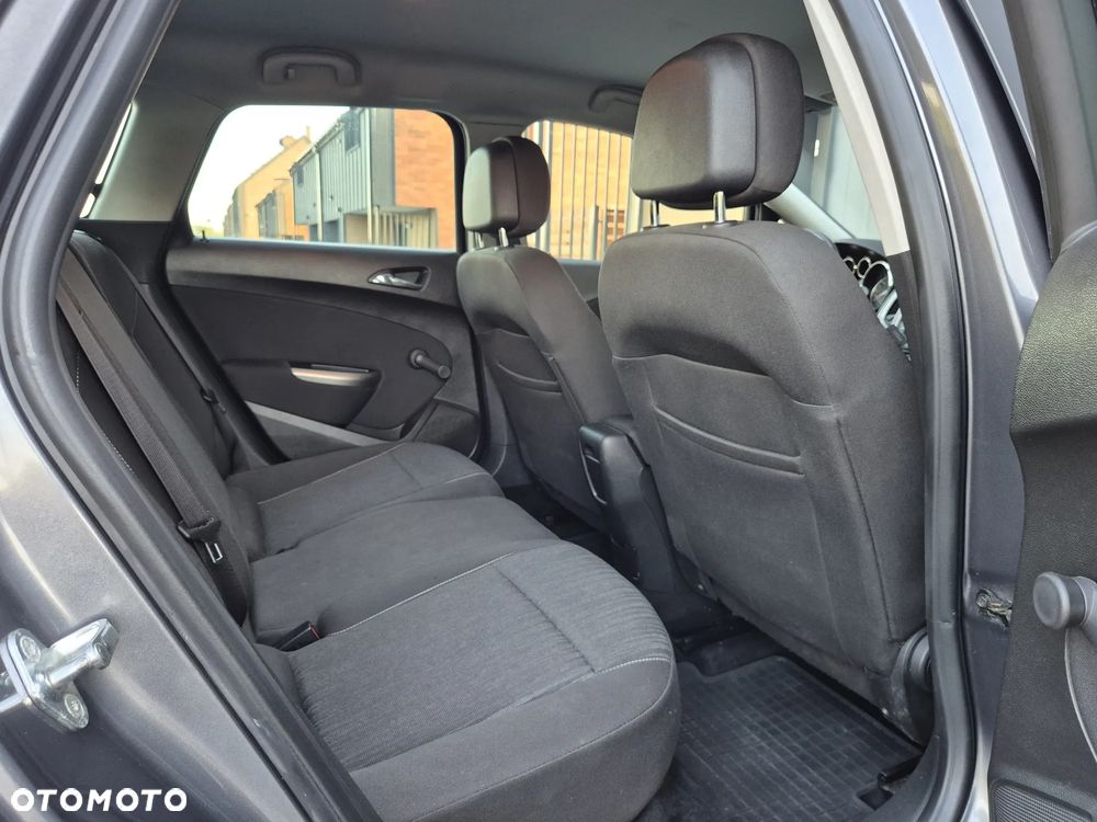 Opel Astra - 23