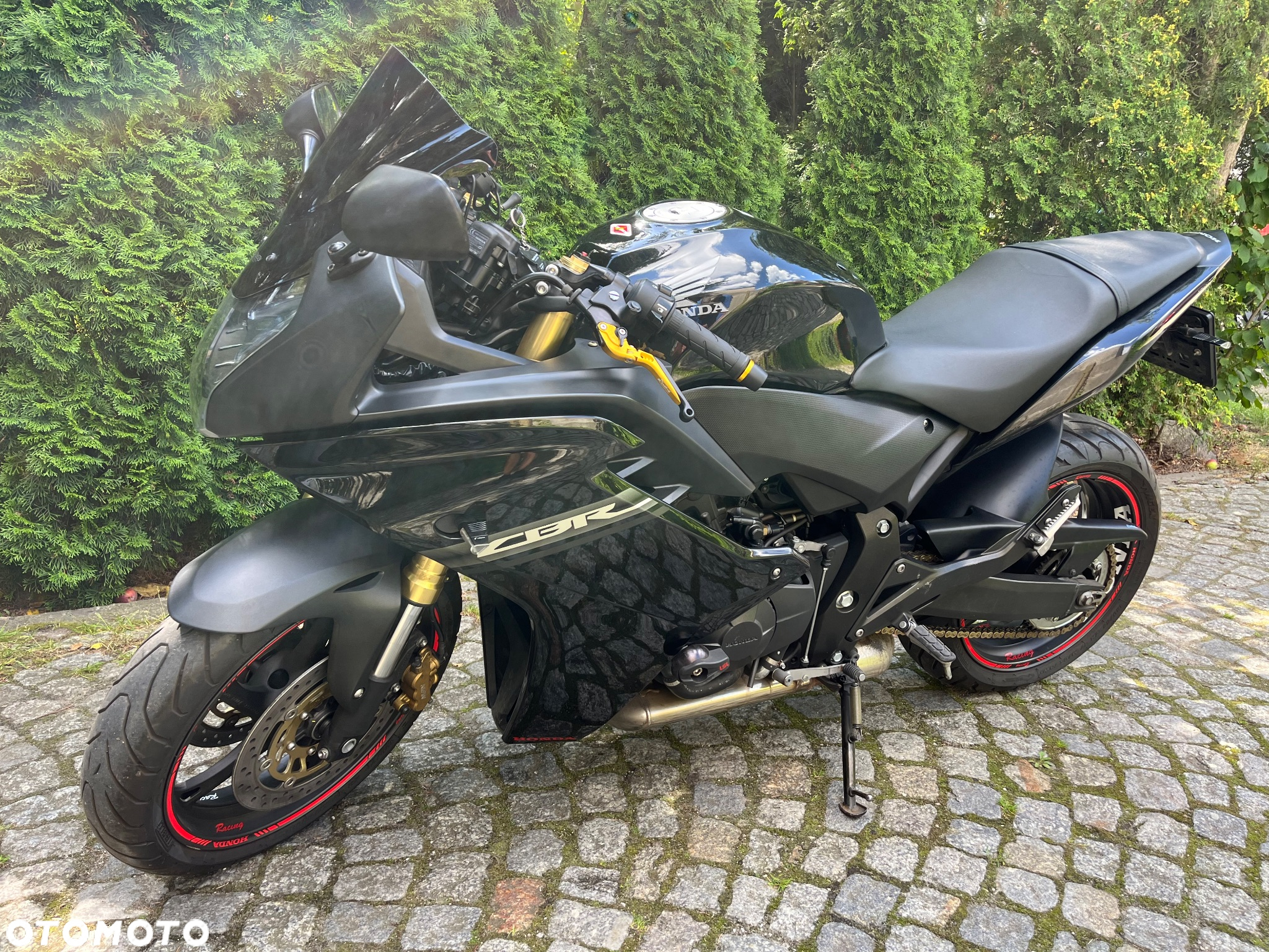 Honda CBR - 8