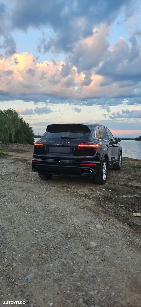 Porsche Cayenne - 9