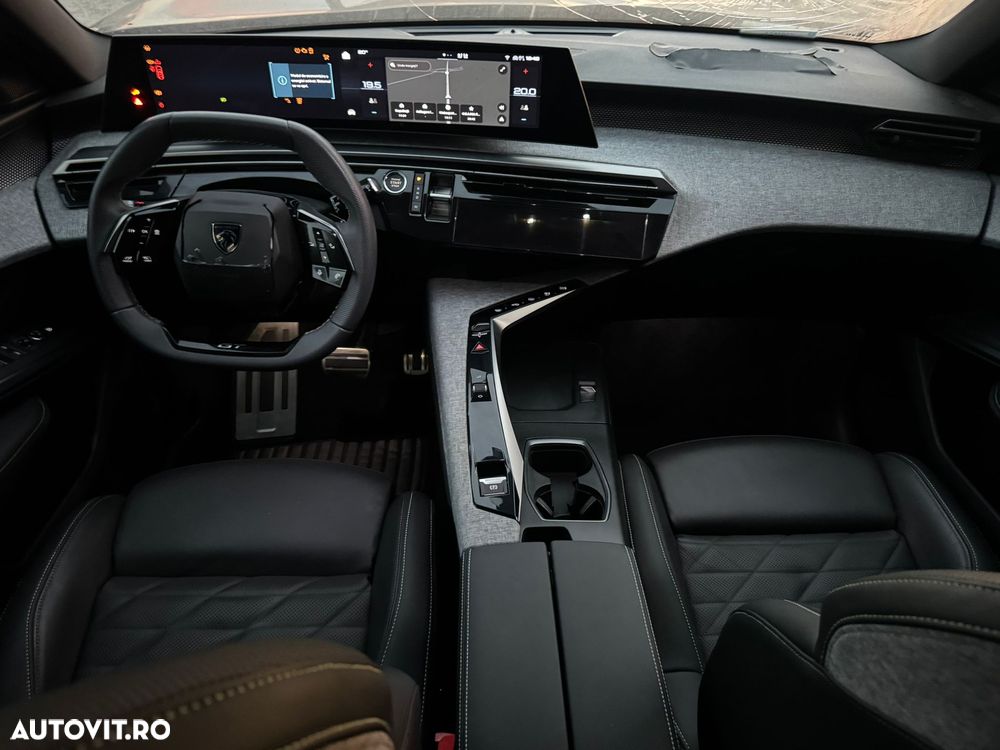 Peugeot 3008 1.2 MHEV 136 e-DCS6 GT - 10