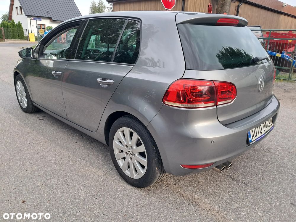 Volkswagen Golf 2.0 TDI DPF Highline - 8