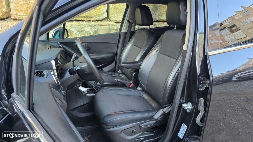 Chevrolet Trax 1.7 VCDi LT - 28