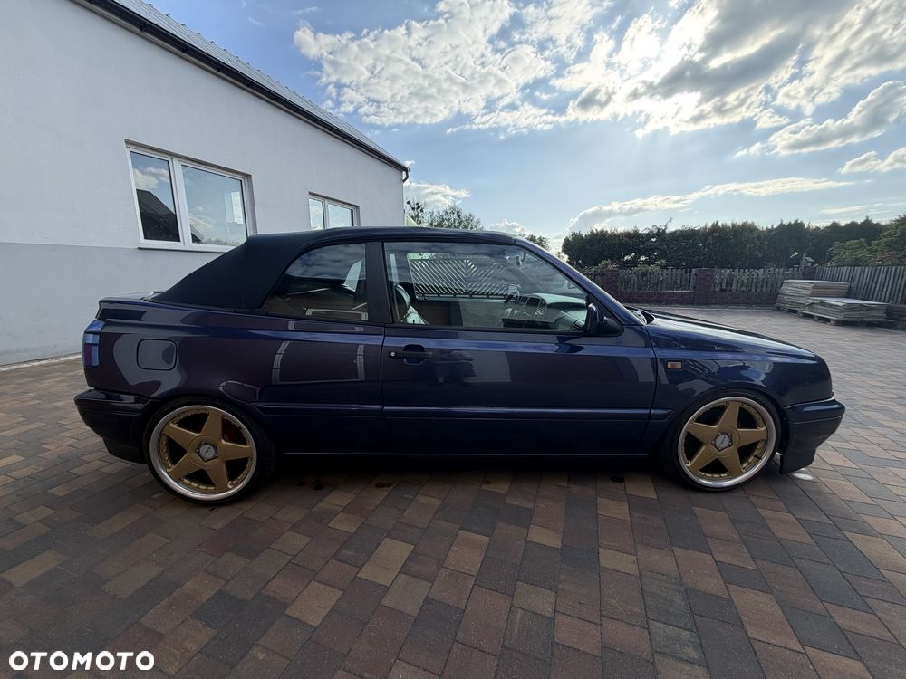 Volkswagen Golf Cabrio - 3