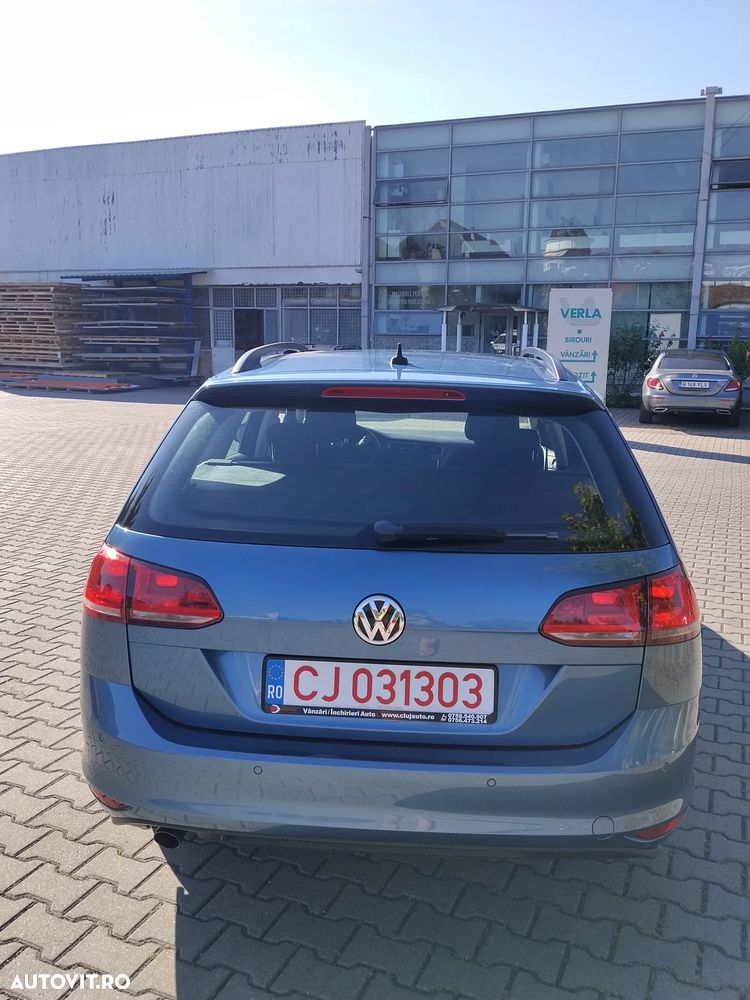 Volkswagen Golf - 5