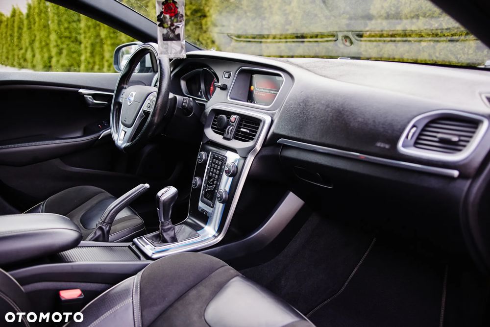 Volvo V40 D2 RDesign - 28