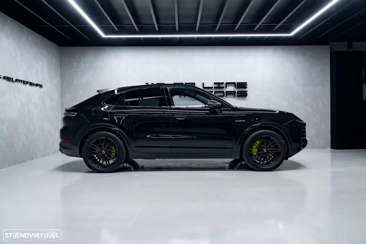 Porsche Cayenne Coupé E-Hybrid - 8